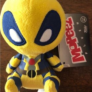 Funko: Mopeez - Deadpool Plush Yellow 5" Stuffed Marvel Animal